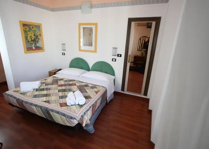Stella D'italia - Nuova Gestione Hotel 3*